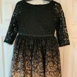 Girls lace dress